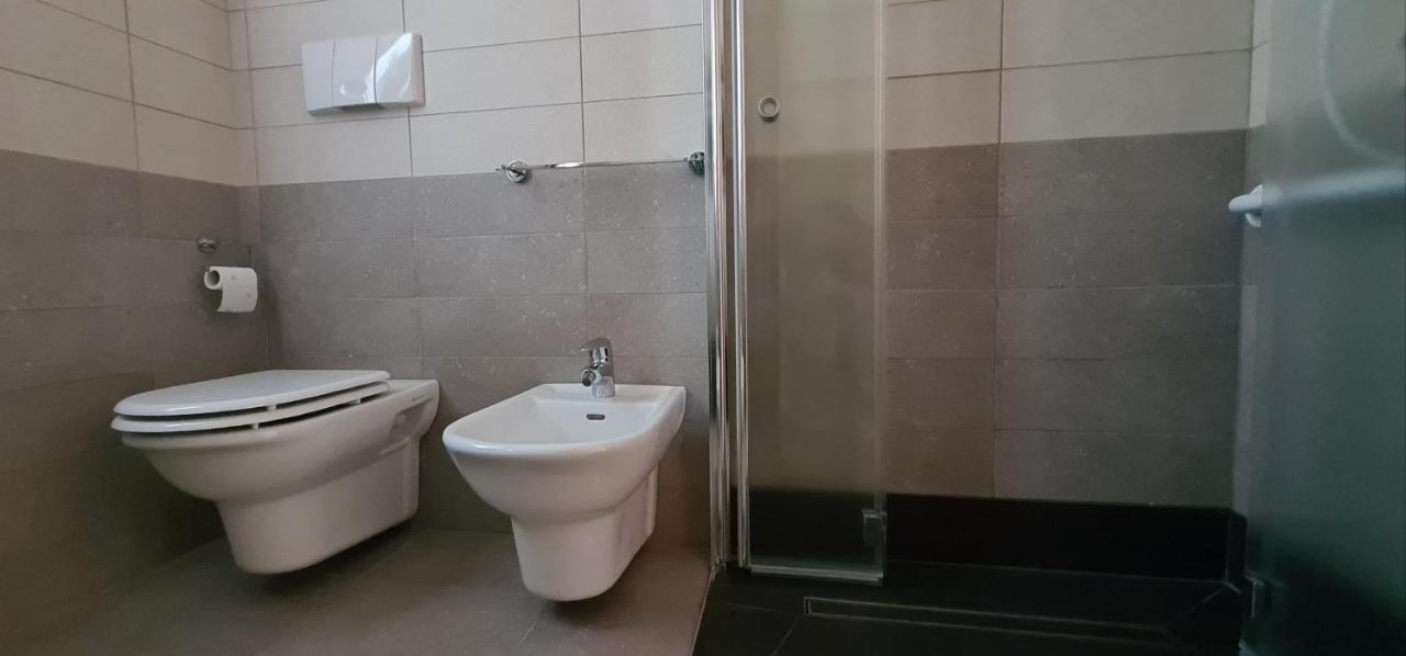 Garda Lake Aloha Apartments توربولي المظهر الخارجي الصورة