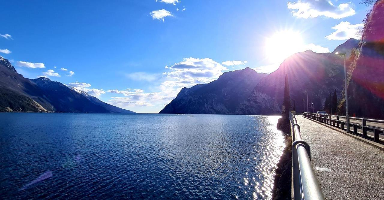 Garda Lake Aloha Apartments توربولي المظهر الخارجي الصورة